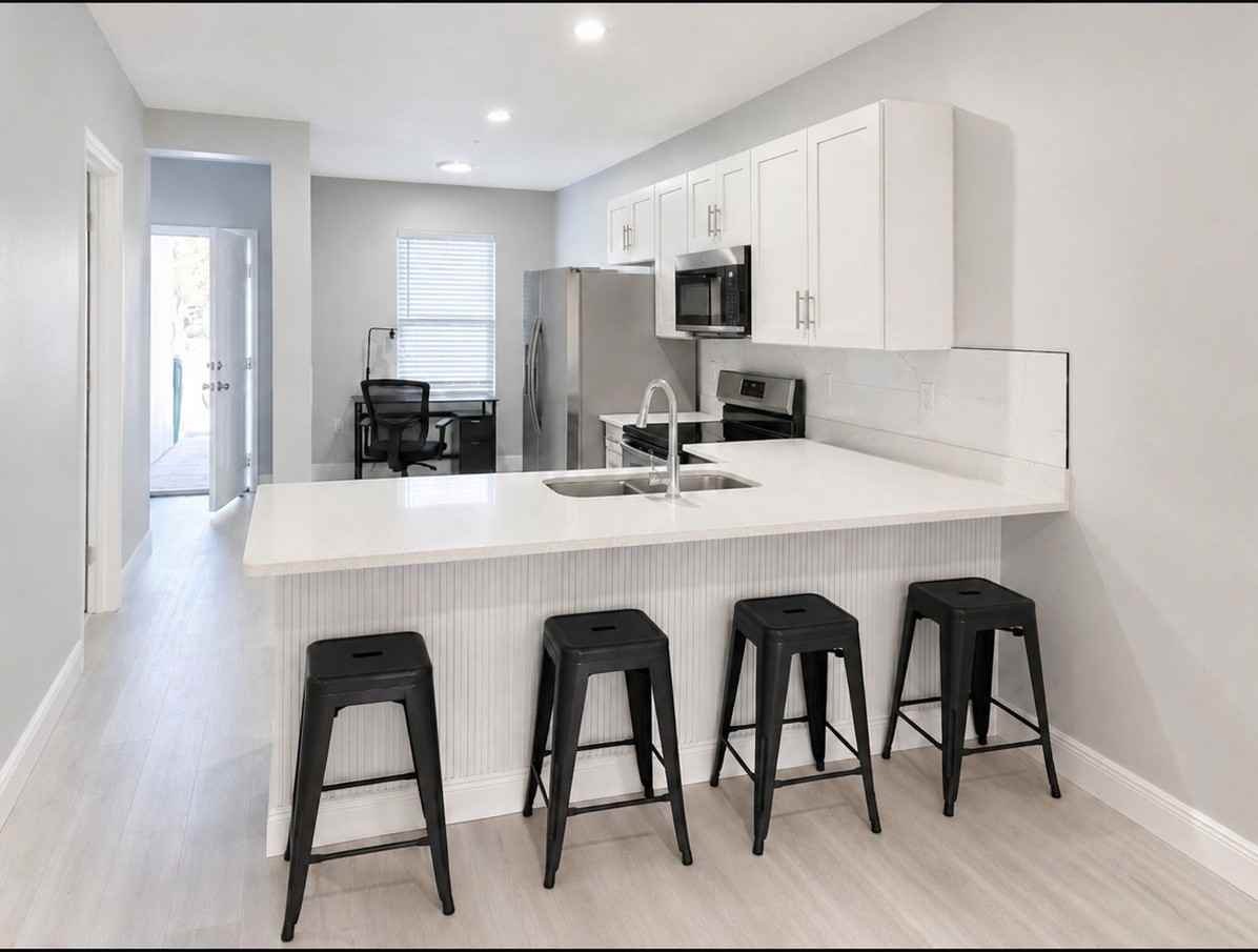 2235 Fraser St - Photo 2 of 21