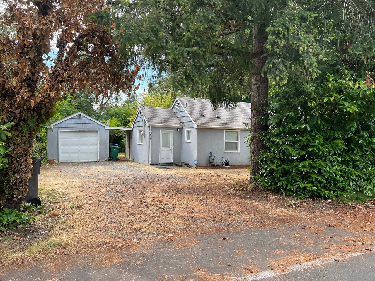 10955 Se 164th St - Photo 2 of 19