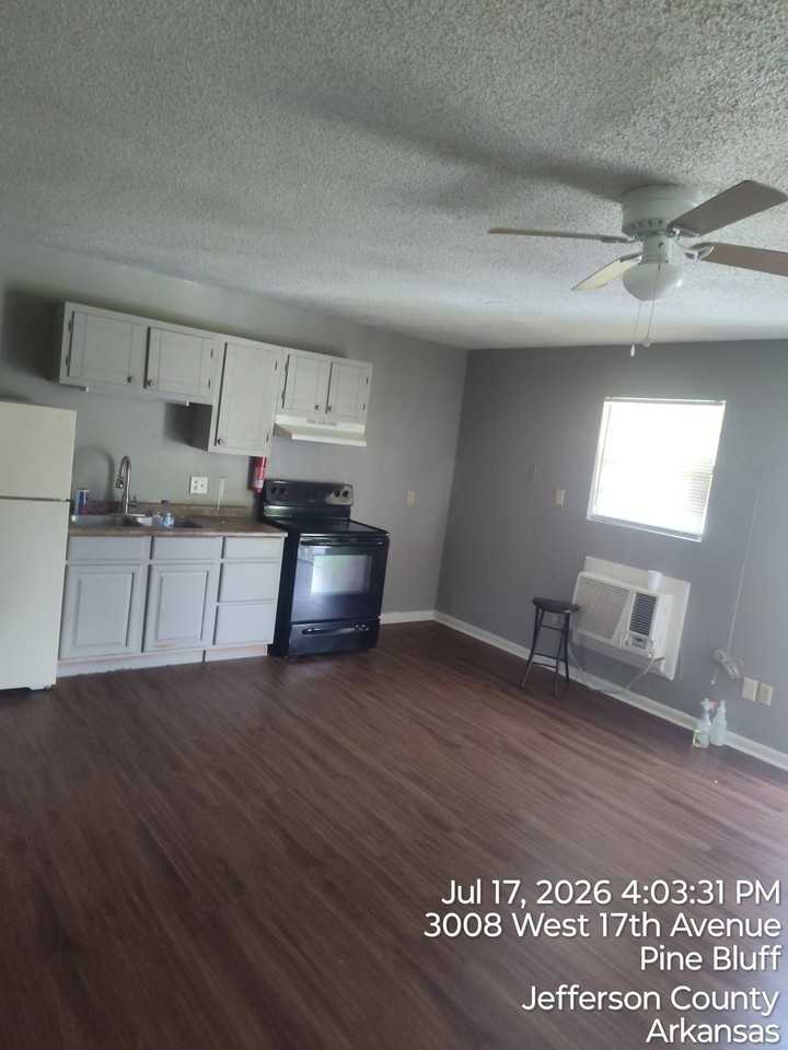 3008 W 17th Ave #3 - Photo 3 of 6