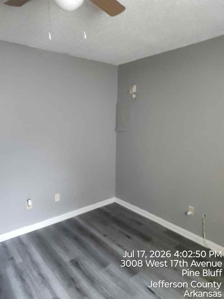 3008 W 17th Ave #3 - Photo 5 of 6