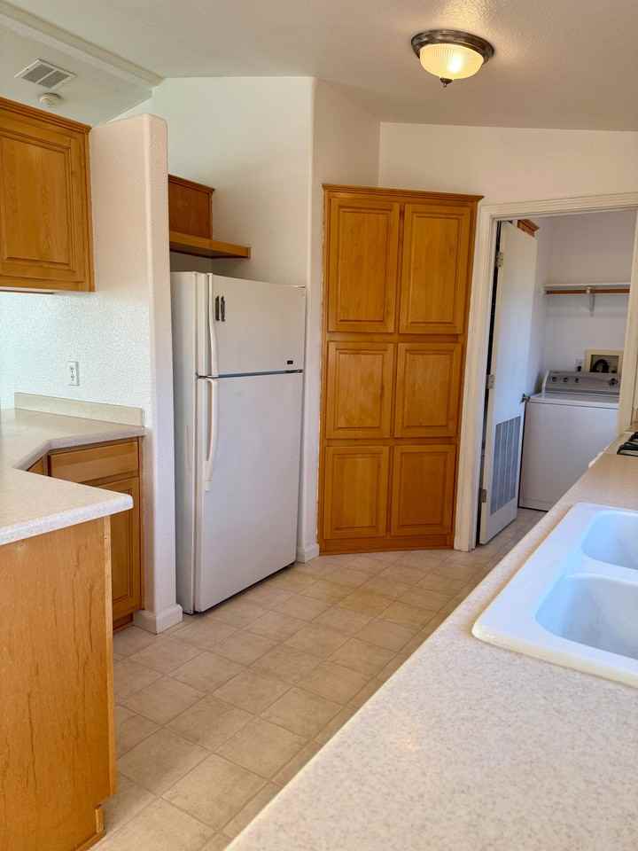 12884 N Jack Tone Rd - Photo 4 of 15