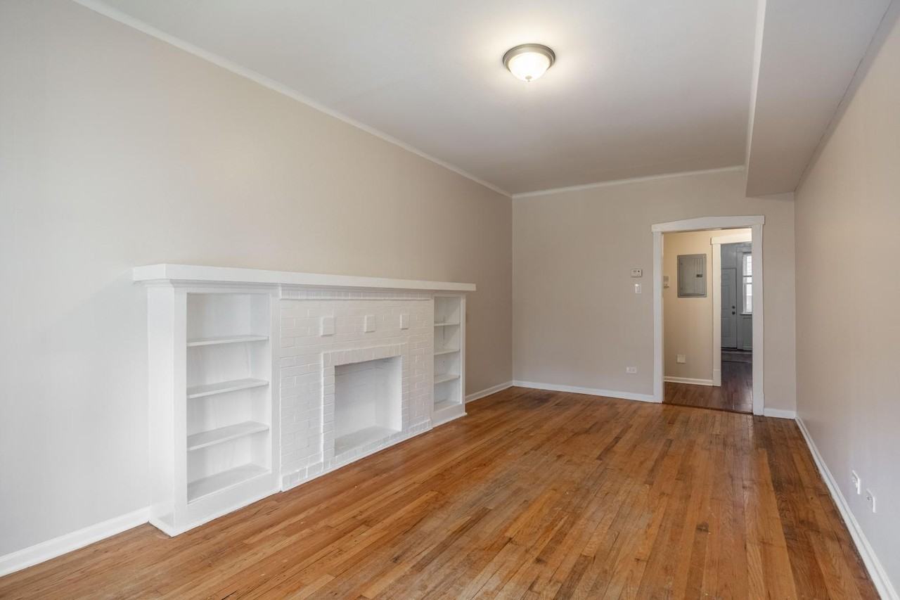 3753 W Sunnyside Ave #1 - Photo 5 of 13