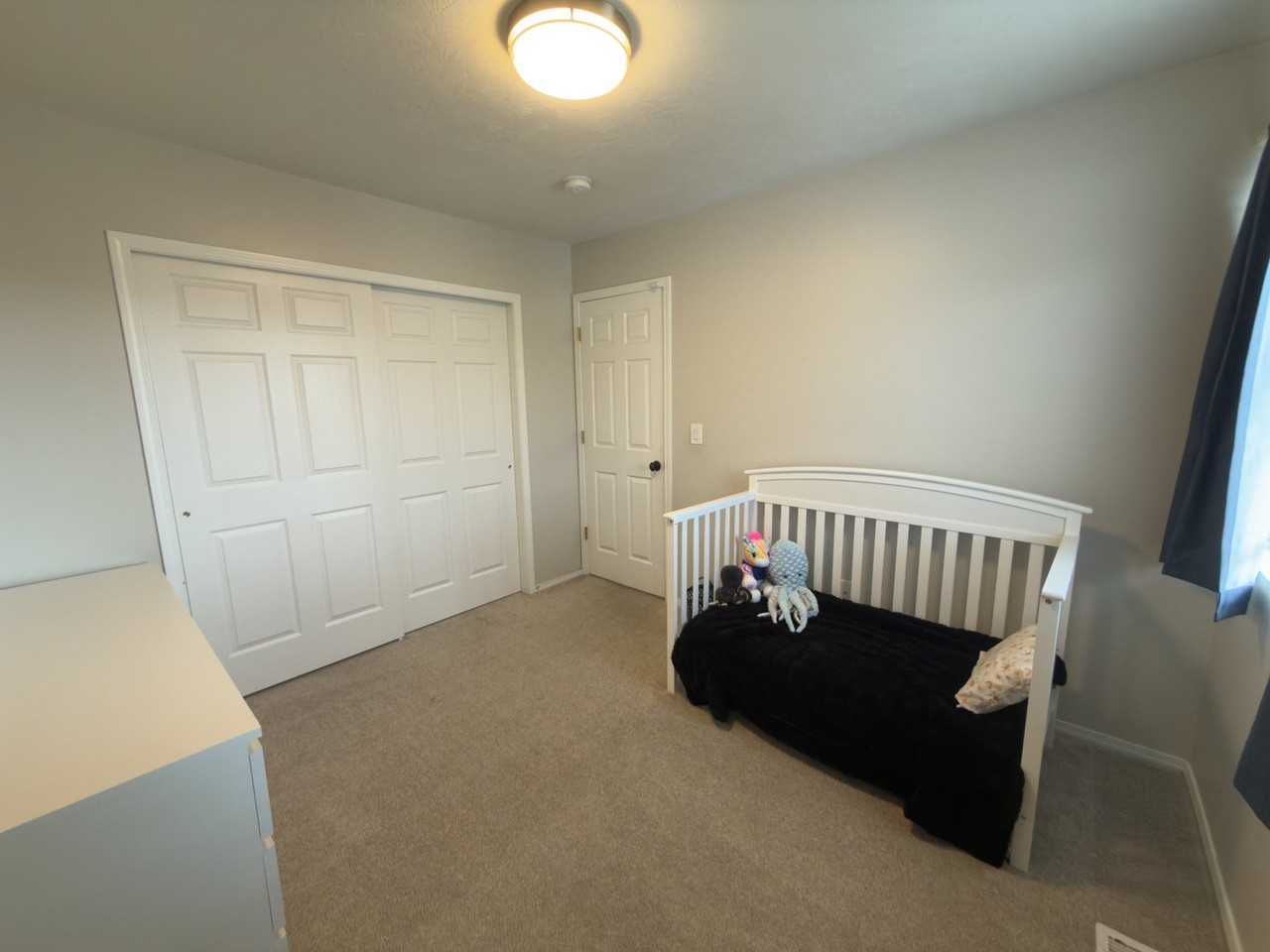 1942 W Pointe Meadow Loop - Photo 5 of 17