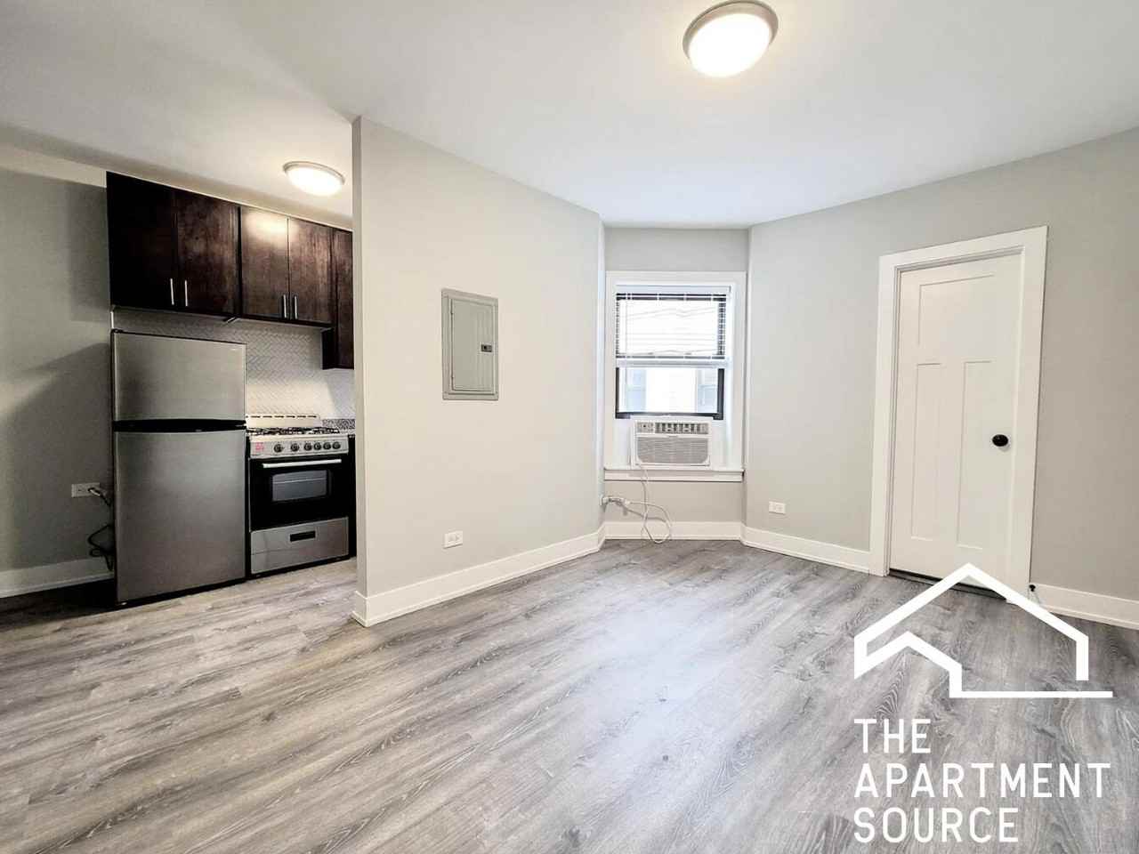 W Belden Ave #B103 - Photo 2 of 6