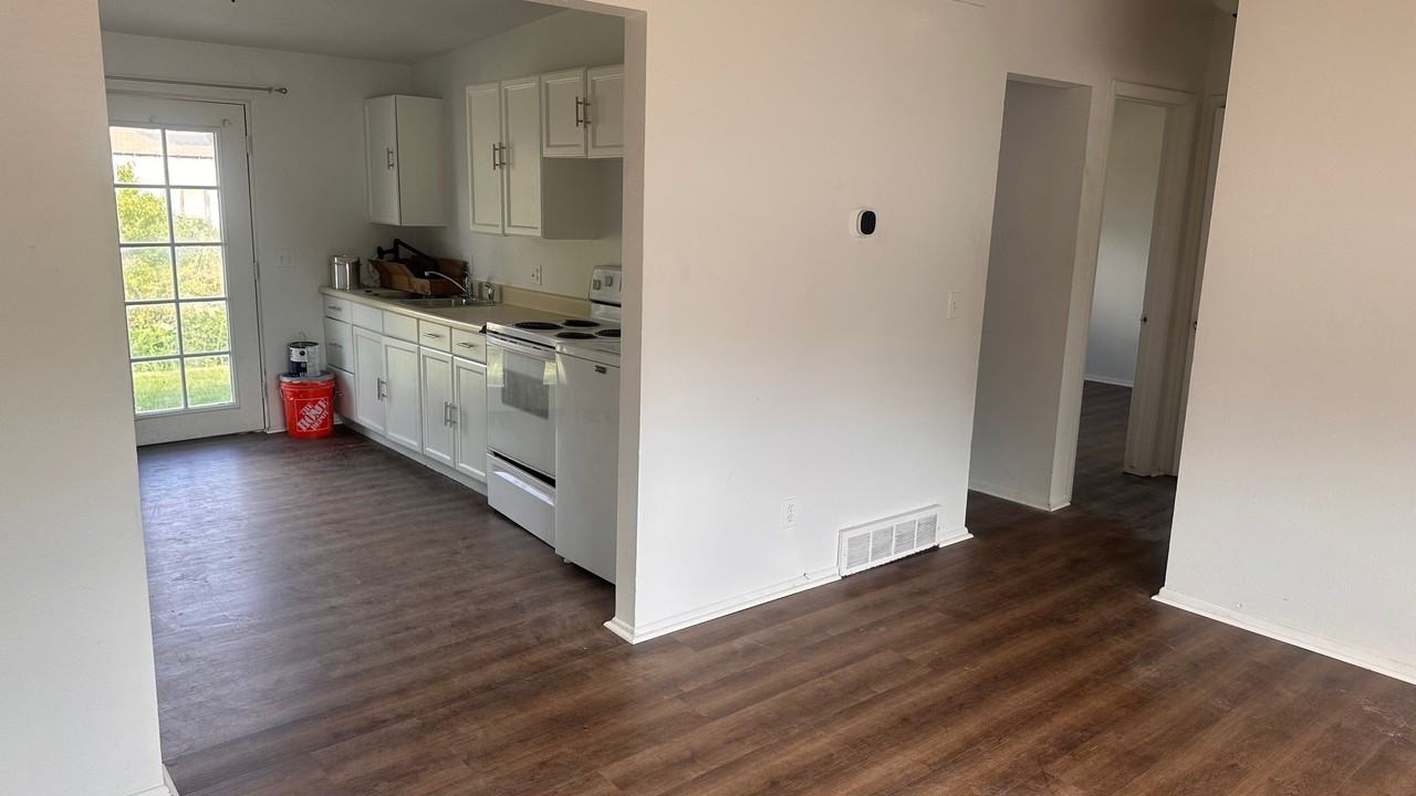 890 Ne - Photo 5 of 5