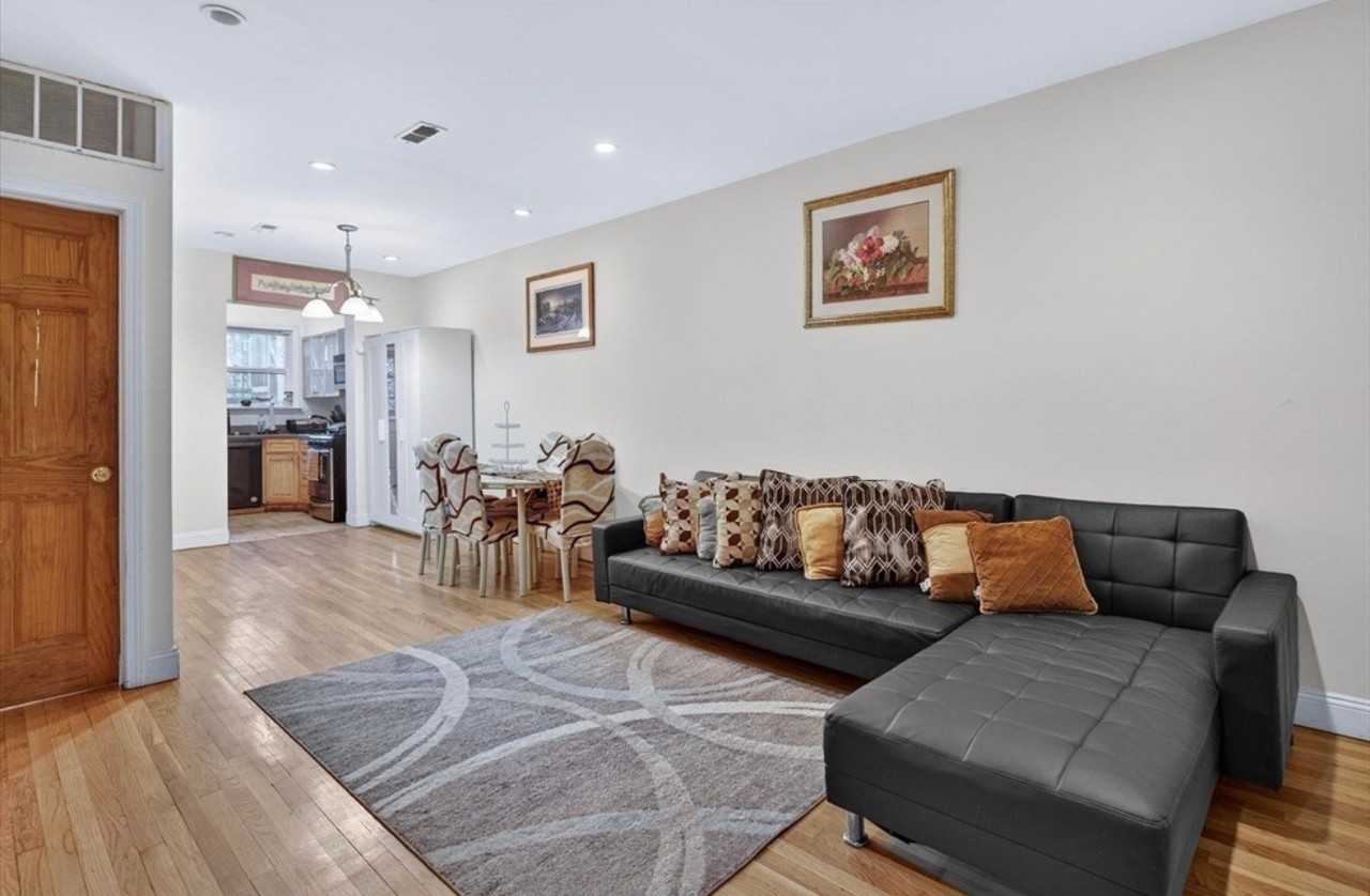 7 Chesterton St #1 - Photo 6 of 11