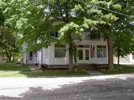 featured image of 442 E Warren St #2
