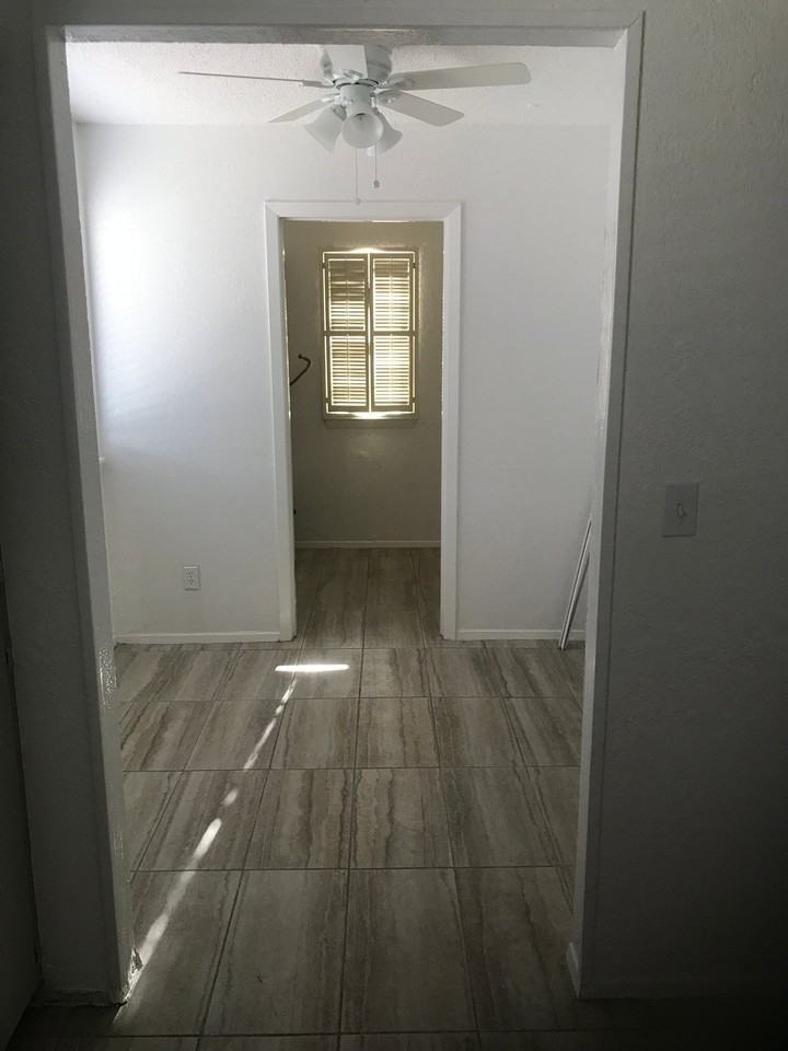 10432 Seawood Dr - Photo 7 of 20