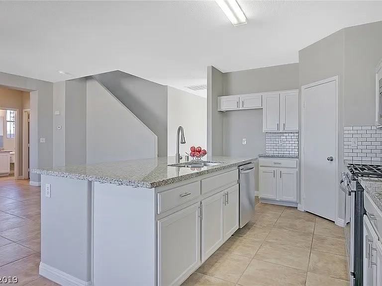 1991 Verde Mirada Dr - Photo 4 of 13