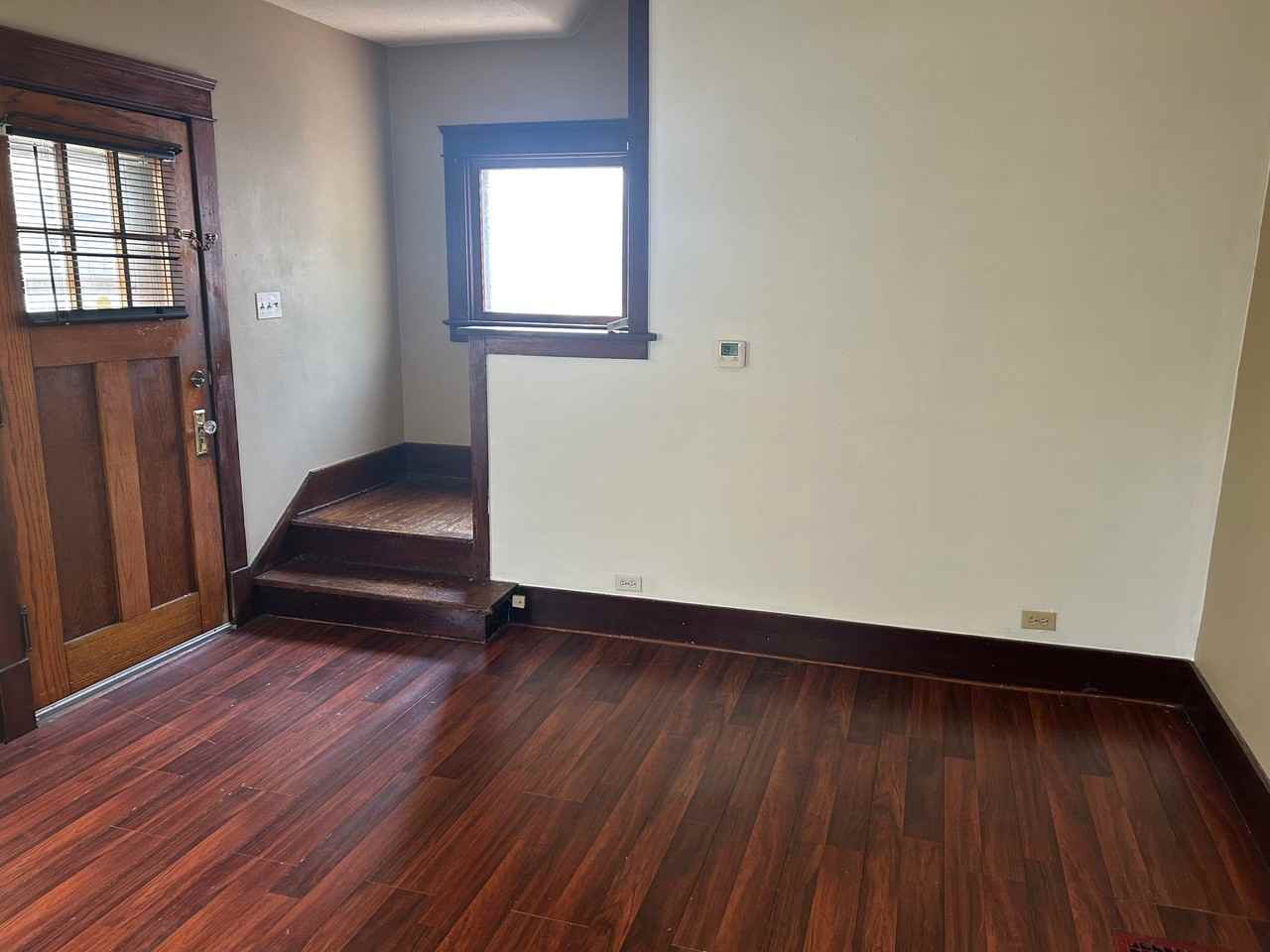 1893 Larchmont Ave Ne - Photo 2 of 5