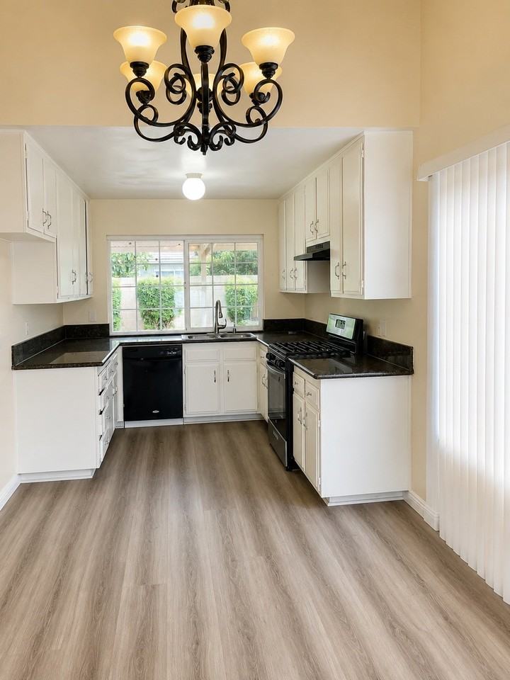13251 Destino Pl - Photo 3 of 10