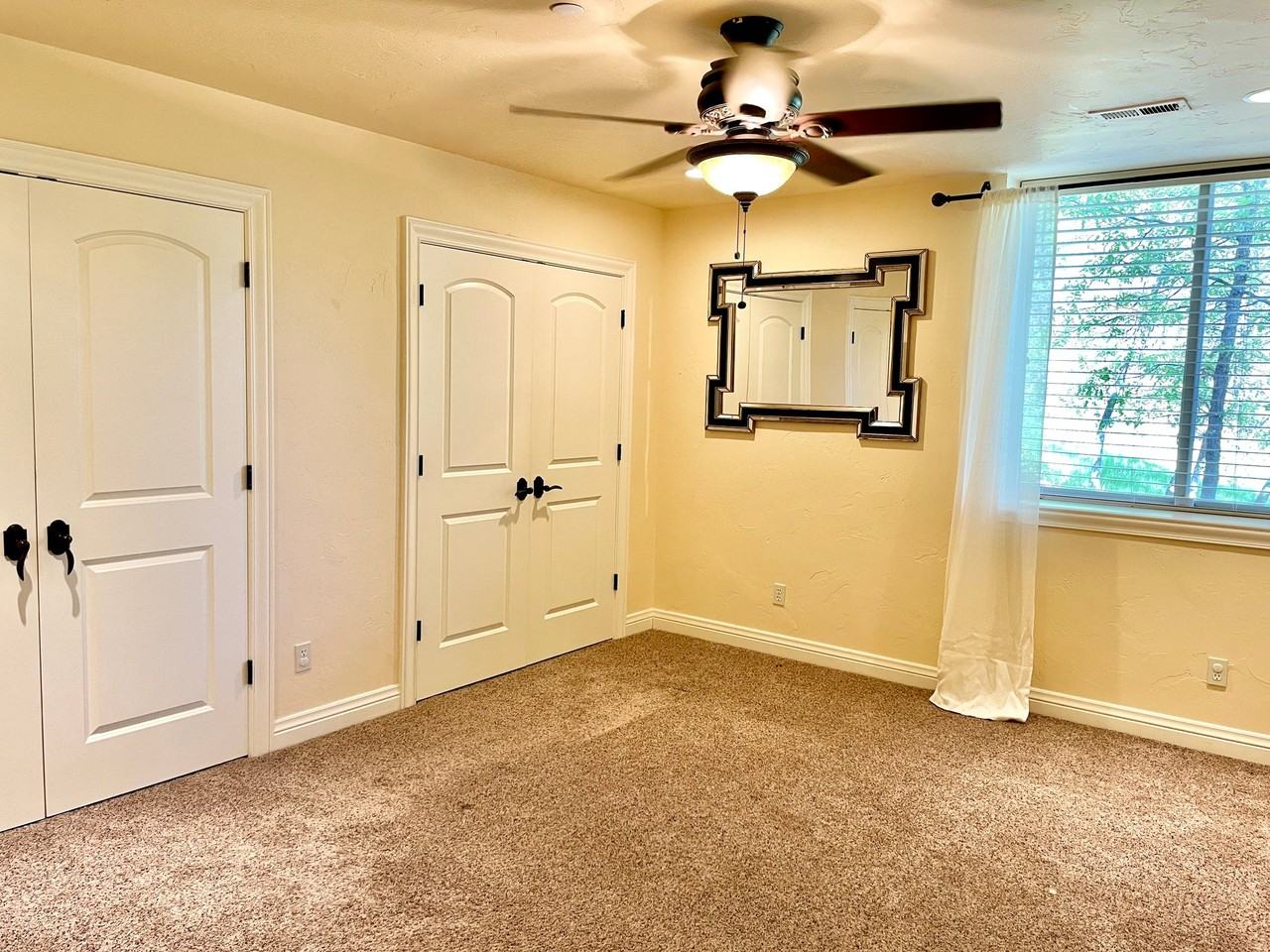 5904 Buttermere Dr - Photo 5 of 20
