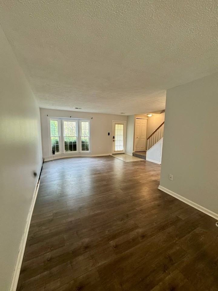 4867 Saltwater Dr - Photo 3 of 20