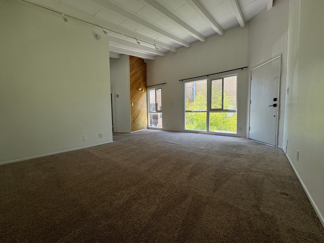 4418 Vantage Ave #1 - Photo 5 of 19