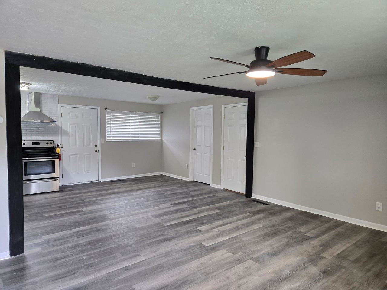 5785 Tibet Dr - Photo 3 of 8