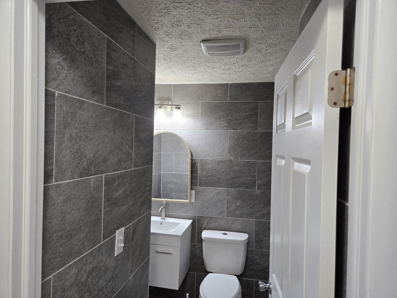 5785 Tibet Dr - Photo 5 of 8