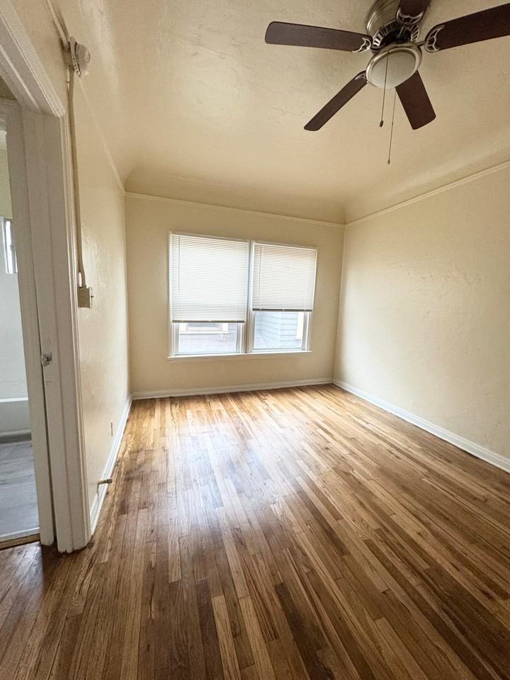 1154 S Normandie Ave #101 - Photo 7 of 17