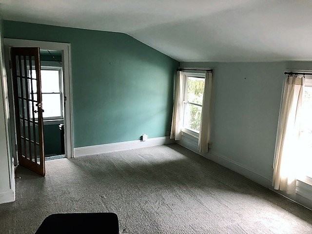 708 N Sheridan St - Photo 7 of 15