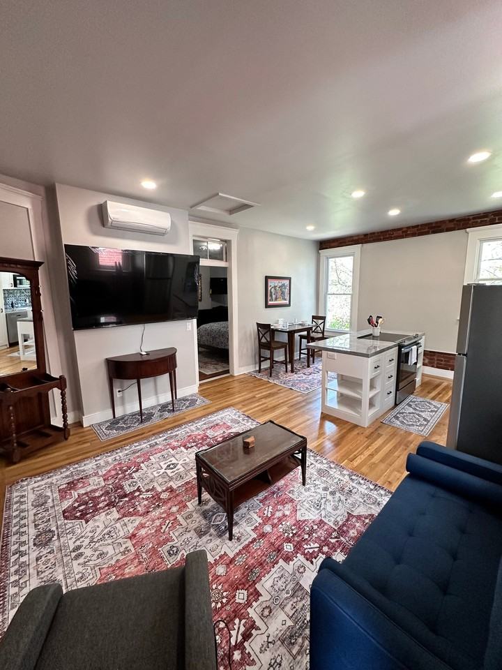1234 S 1st St #4 - Photo 4 of 50