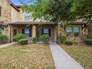 3221 Papa Bear Dr - Photo 4 of 8