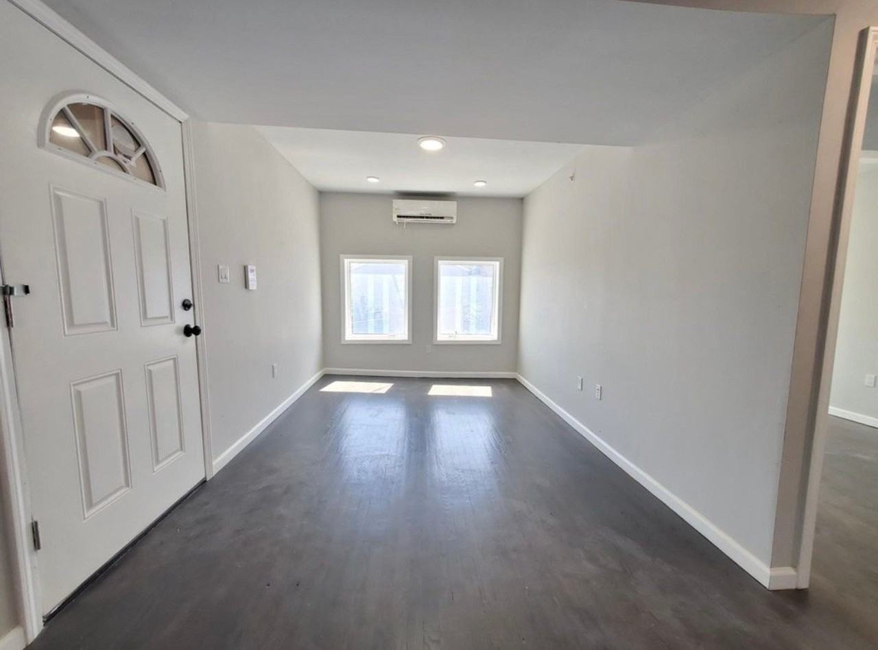 557 Ocean Ave #3 - Photo 3 of 5