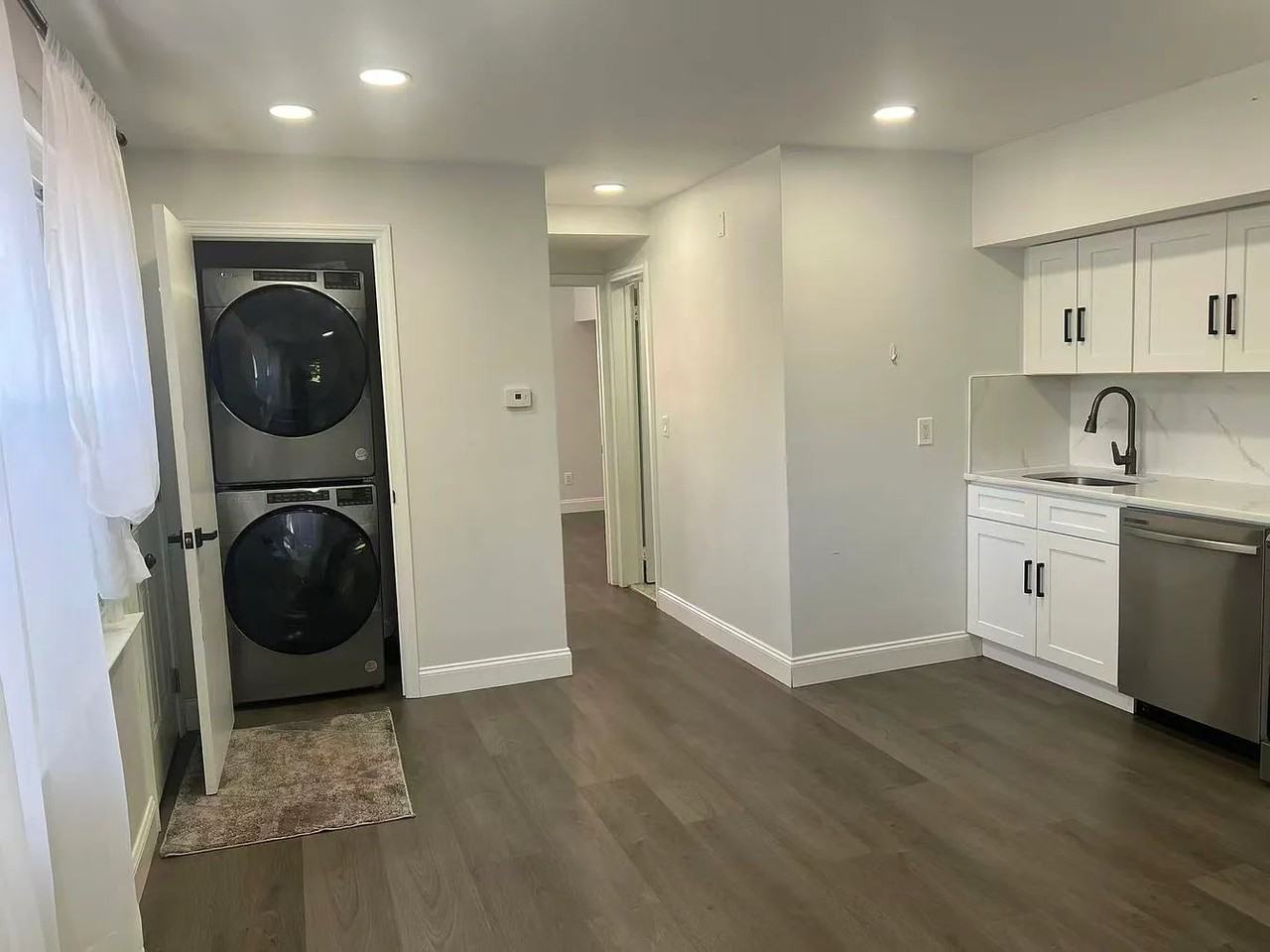 709 Collfield Ave - Photo 2 of 7