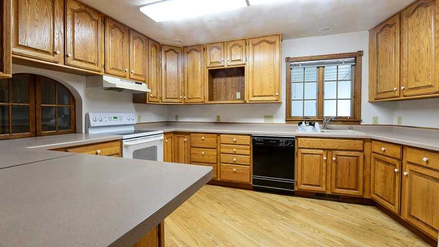 17 Pamela Ct #17 - Photo 3 of 14