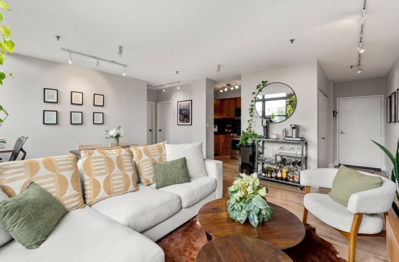 150 Orleans St #205 - Photo 3 of 15