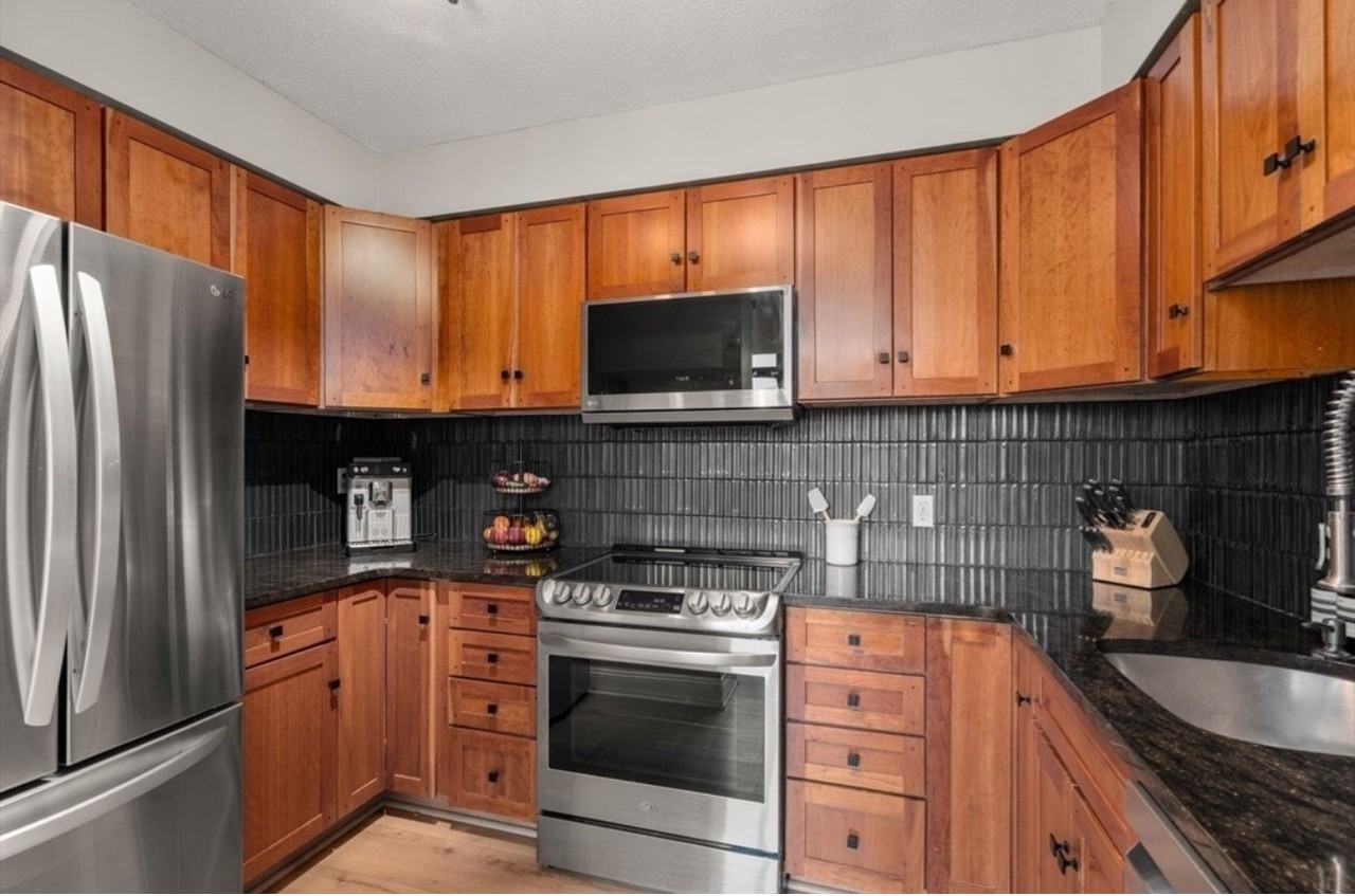 150 Orleans St #205 - Photo 7 of 15