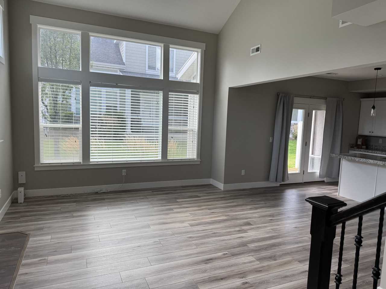 2024 W Park Rim Way - Photo 3 of 20