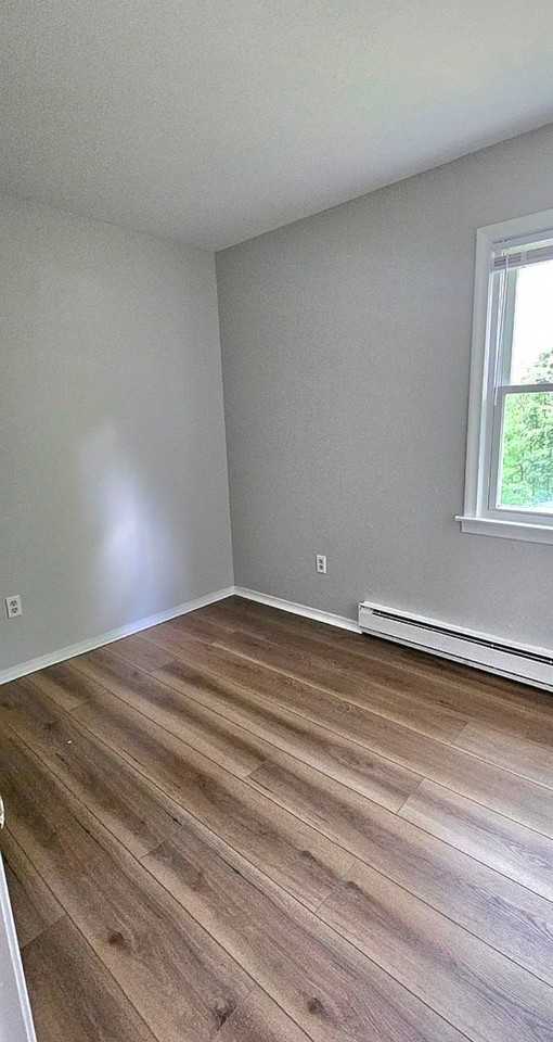 220 Glen Haven Rd #D - Photo 6 of 7