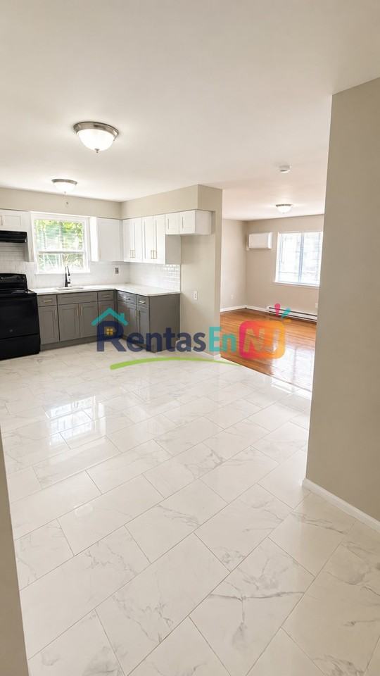 95 Mount Vernon Ave #3 - Photo 2 of 8