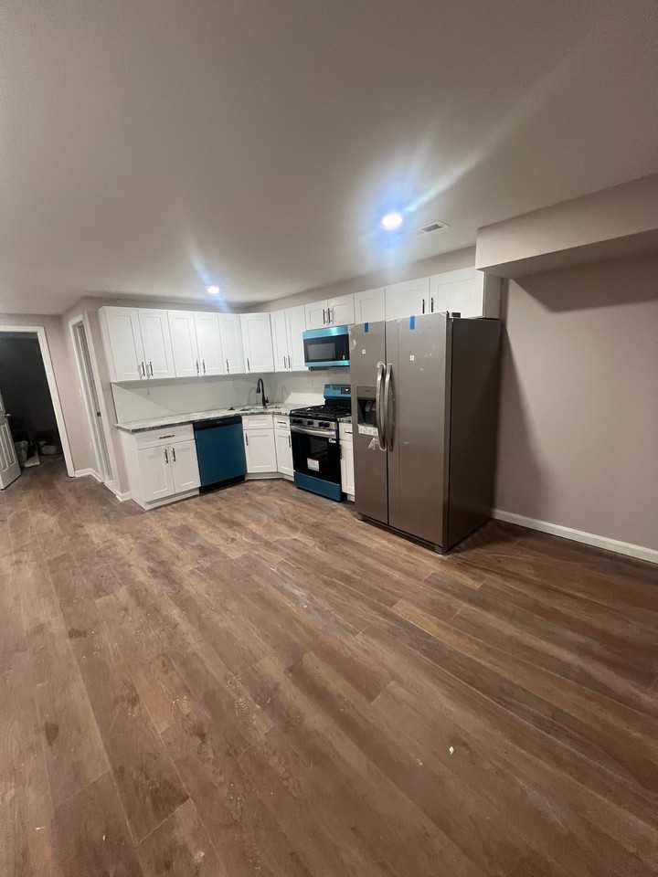 1919 Mcculloh St #1