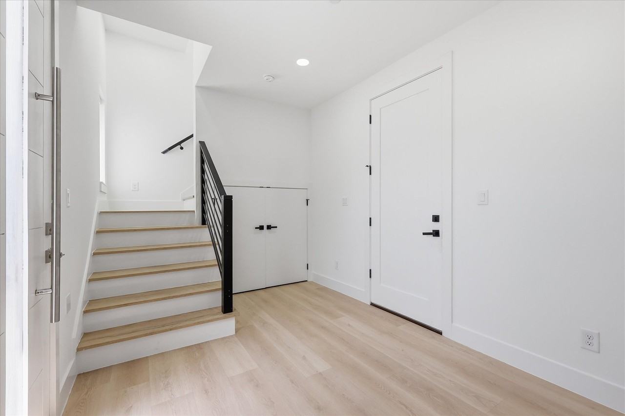 2015 California Dr #104 - Photo 7 of 16