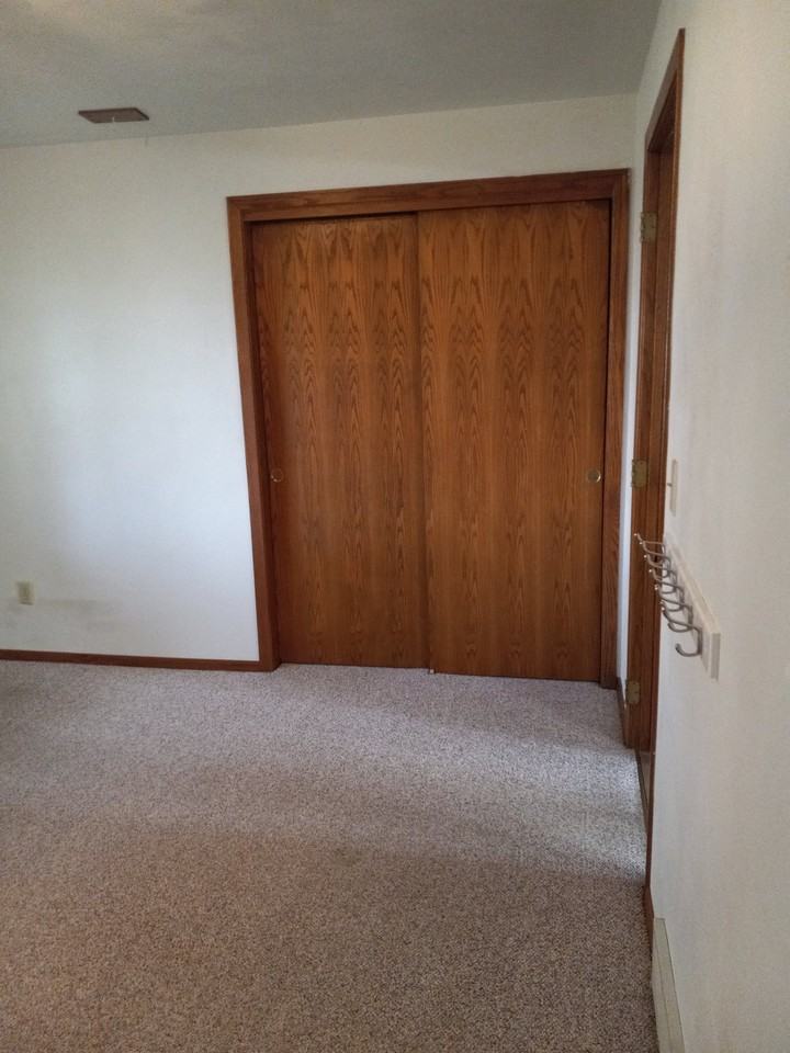 1244 Primrose Ln #0 - Photo 2 of 12