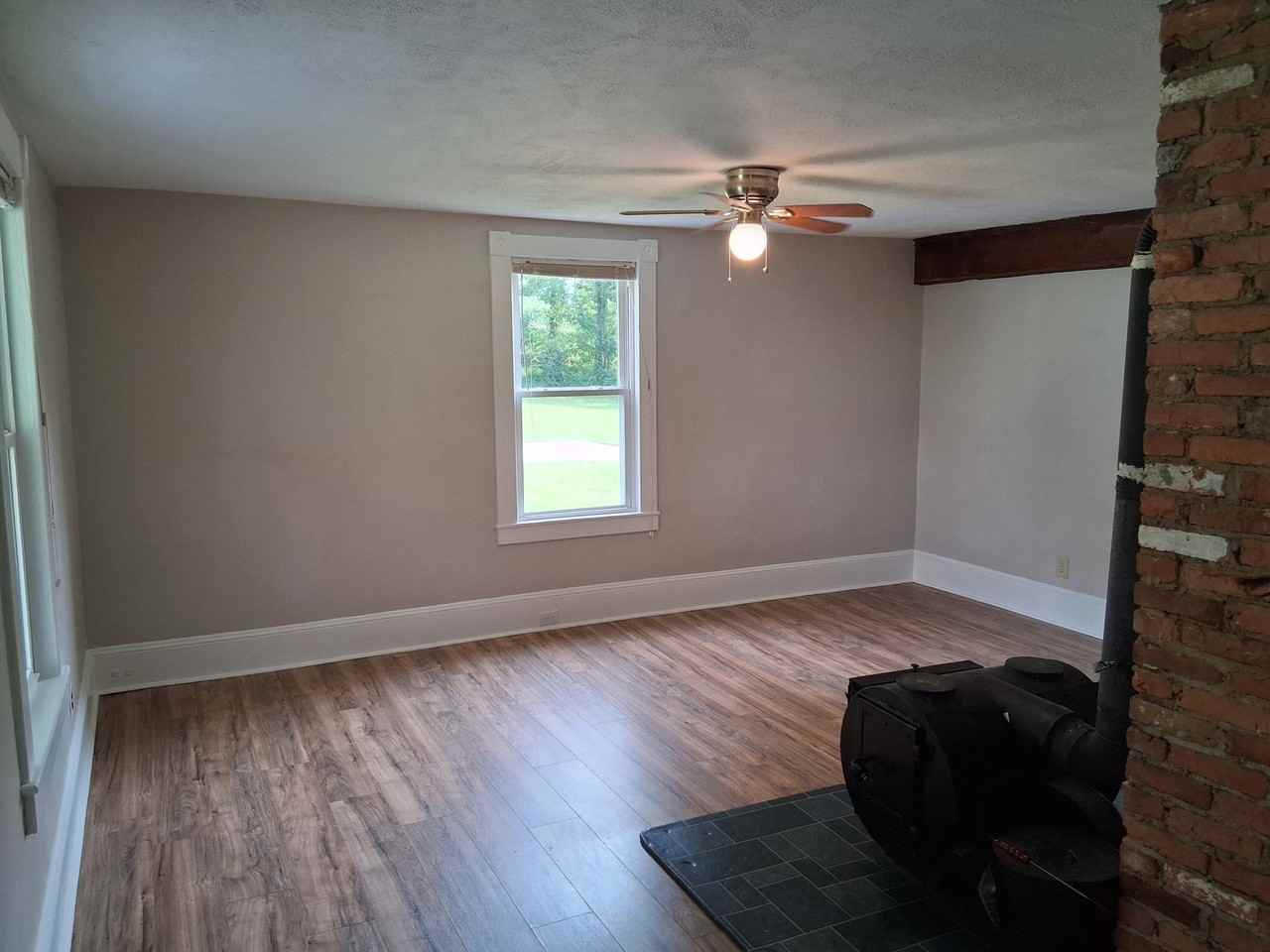 7011B Kimmel Rd - Photo 2 of 16