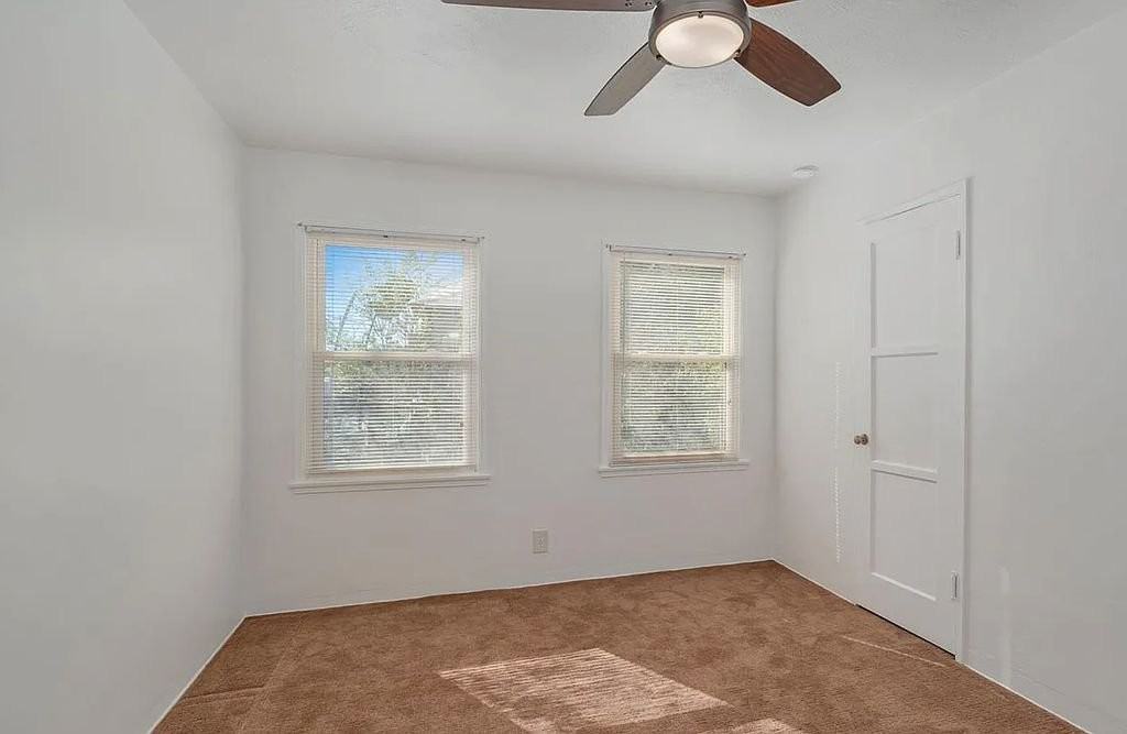 2930 Cedar St - Photo 7 of 11