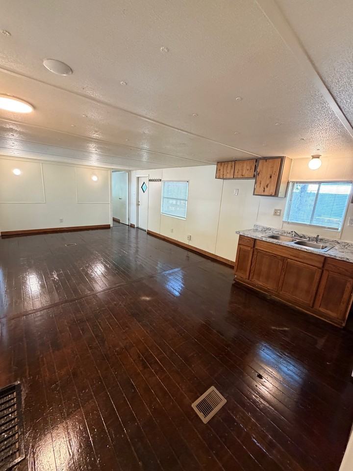 78 Young Rd - Photo 2 of 10