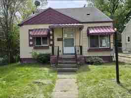 featured image of 318 E Philadelphia Blvd