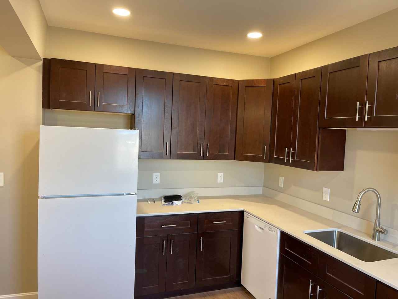 1618 Main St #2 - Photo 2 of 10