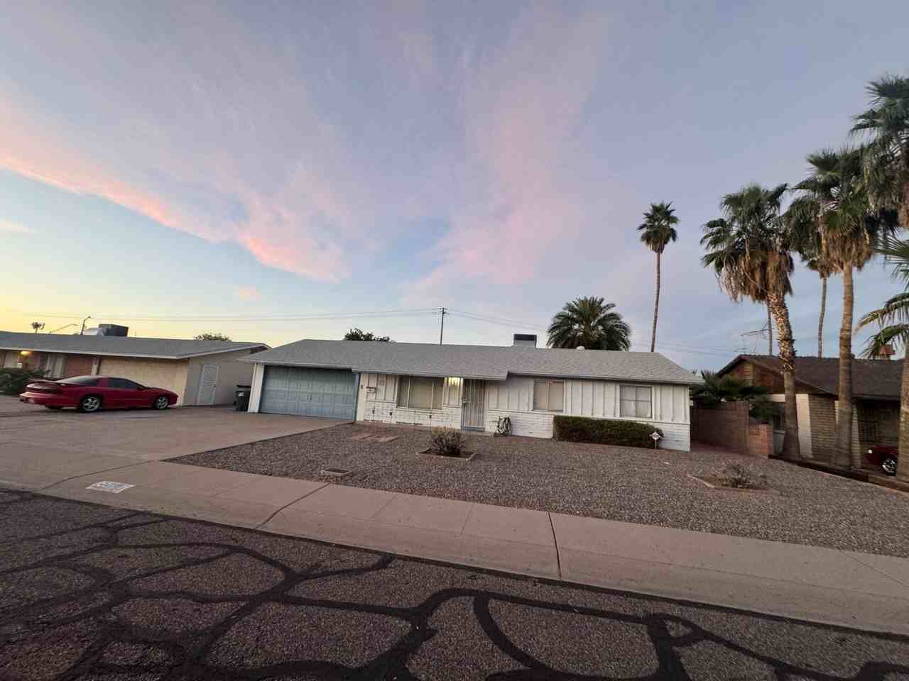 3410 E Shaw Butte Dr - Photo 4 of 7