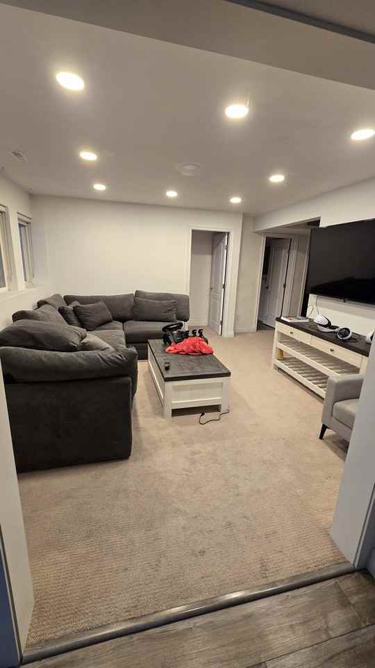11637 Creekside Street - Photo 3 of 18
