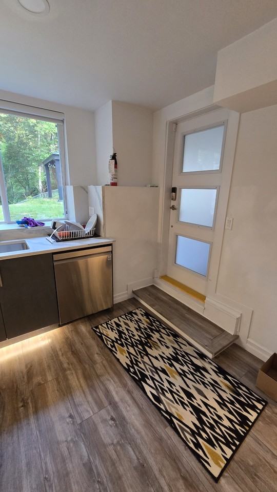 11637 Creekside Street - Photo 2 of 18