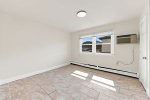 featured image of 805 W New York Ave
