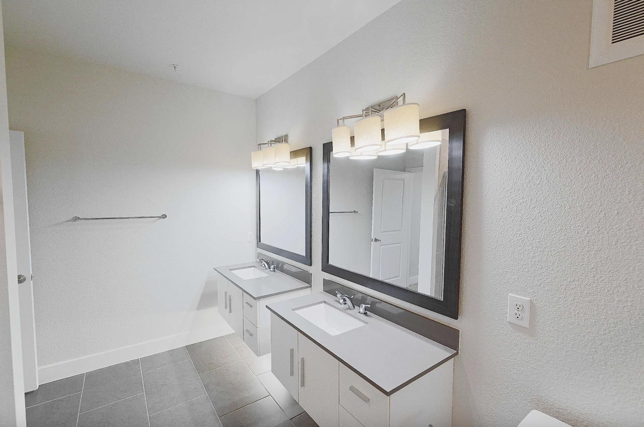 3810 North Quinlan Park Road - Photo 7 of 31