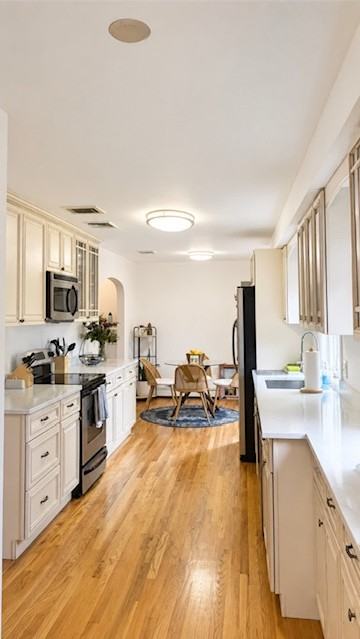 143 Bennett St #NA - Photo 6 of 30