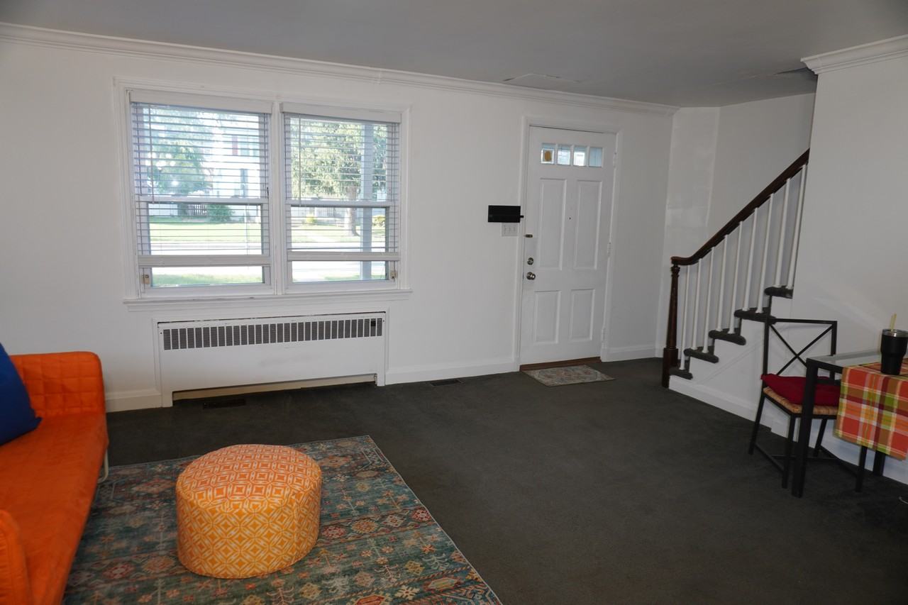 205 Burke Ave #205 - Photo 3 of 30