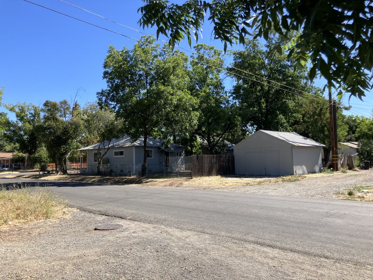 2217 A St #NA - Photo 2 of 3