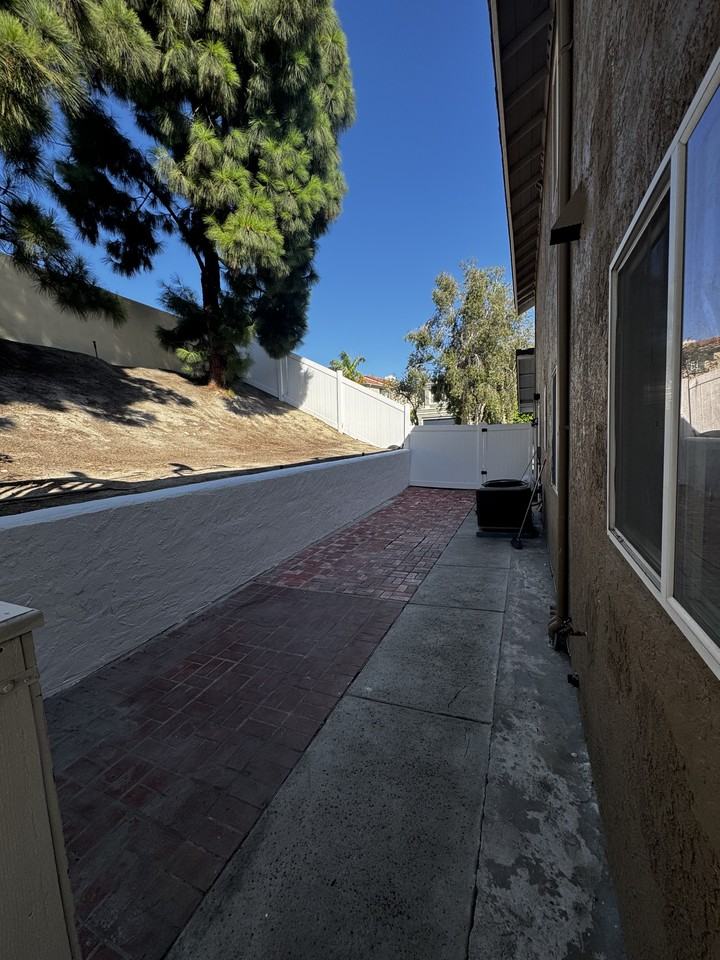 13960 Carmel Ridge Rd #NA - Photo 6 of 25