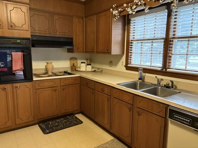 308 W 32nd St #NA - Photo 2 of 21
